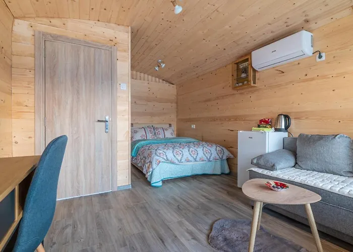 Studio apartment Djole